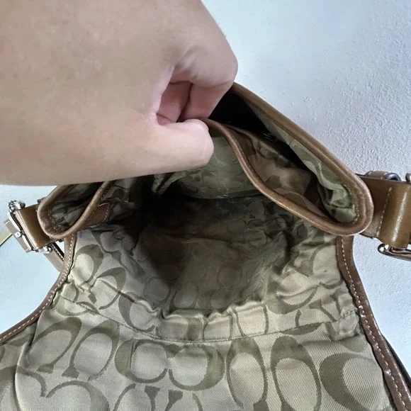 Vintage Y2K Coach Soho 9480 Leather Crossbody Buckle Purse Bag Tan Brown Wallet - Picture 10 of 10